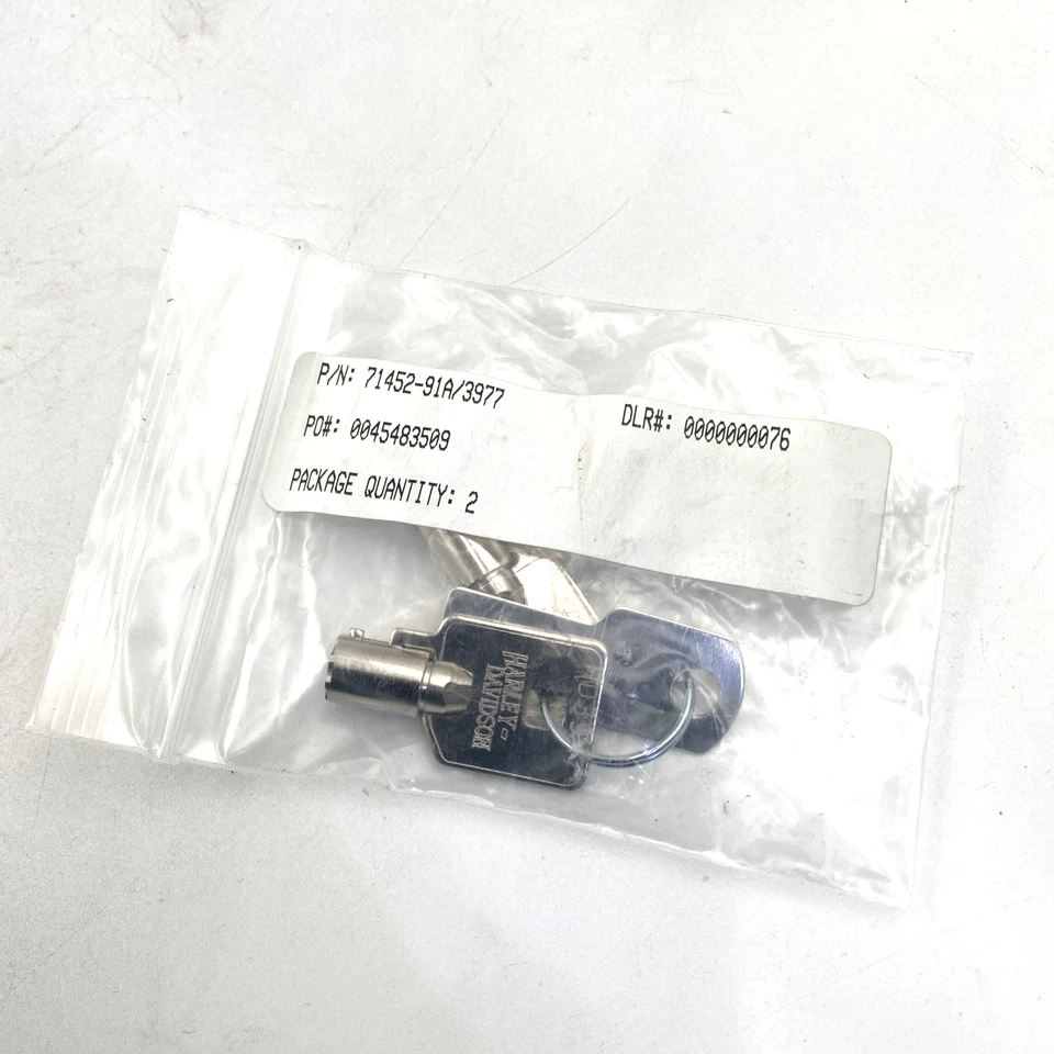 oem Harley 71452-91A Genuine Barrel Keys Replacements Code 3977 Touring Softail - Image 1 of 4