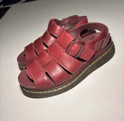 Sandalia de Pescador Dr. Martens Rojo Cereza Oscuro Flash Talla UK 10/US 11 Para Hombres Foto 1 de 4