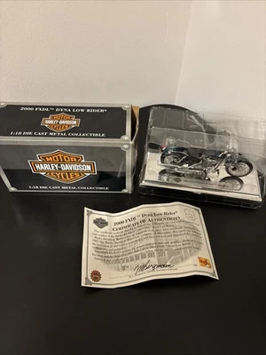 Harley Davidson Die Cast 2000 FXDL Dyna Low Rider motocicleta 1:18 Maisto Foto 1 de 4