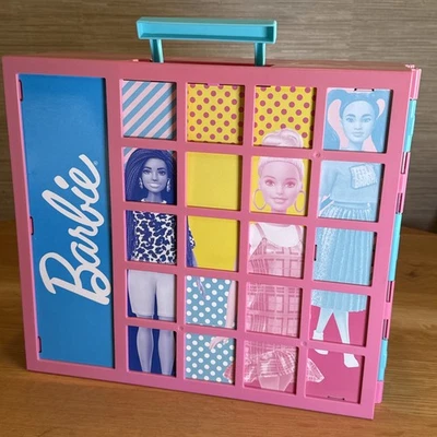 Barbie Dream Closet 2019 juego con espejo y escritorio multicolor Foto 1 de 4