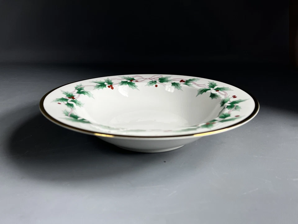 "Cuenco de verduras redondo Mikasa Christmas Holly 10"" - como nuevo" Foto 1 de 4