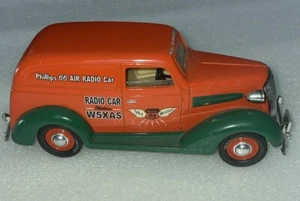 Liberty Classics 1937 Chevrolet Phillips 66 Air Radio W5XAS Bank Diecast And Key - Bild 1 von 11