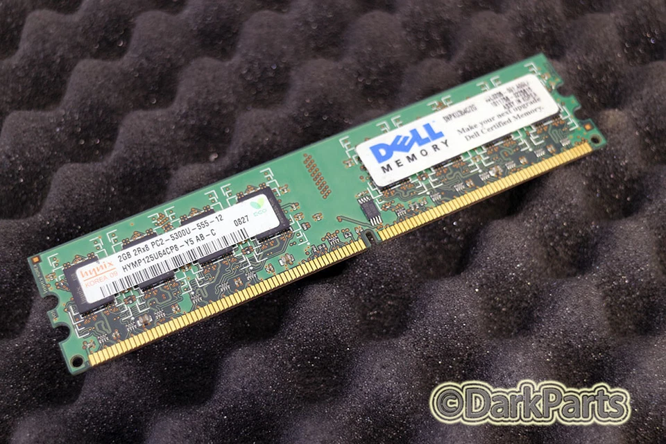 Hynix HYMP125U64CP8-Y5 PC2-5300U-555-12 2GB Memory RAM DDR2-677Mhz - Immagine 1 di 1