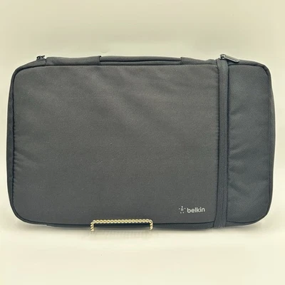 Belkin Black Neoprene Laptop Sleeve (13–14″) — Padded Side-Loading Case W/Handle - Image 1 of 4
