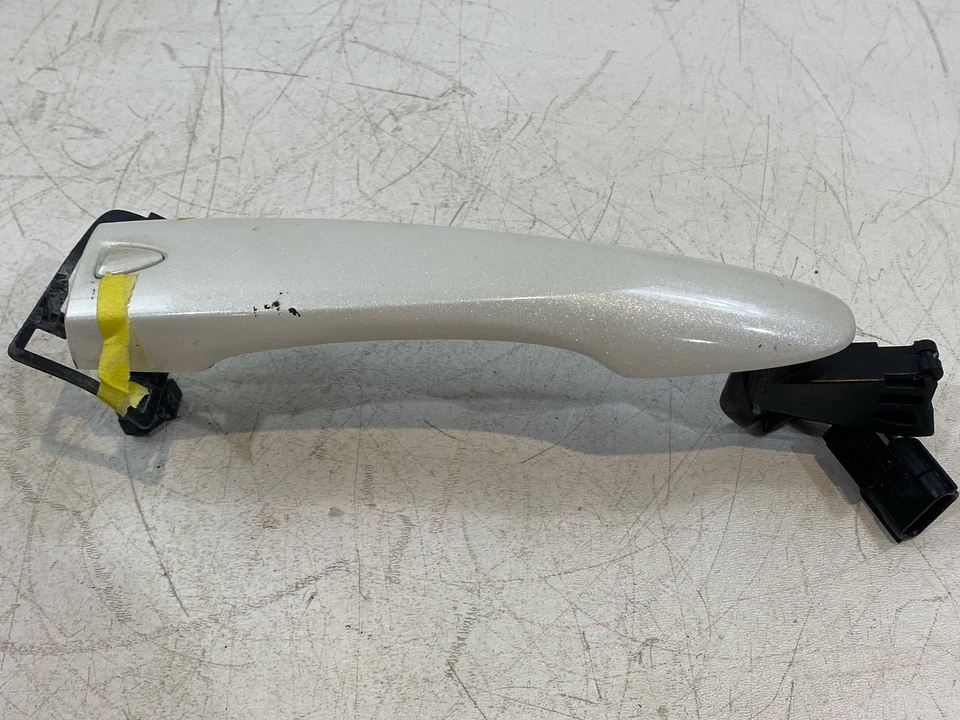 FITS 17-22 NISSAN ROGUE SPORT Outside Door Handle Rh Rear Painted Body Color RH - Image 1 of 4