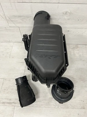 15-23 Dodge Challenger Hellcat 6.4L OEM FILTRO DE AIRE CAJA DE AIRE SRT CON CAPÓ AGITADOR Foto 1 de 4