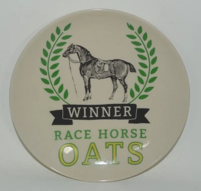 Creative Co Op Plato Pequeño Aperitivo - Carrera Caballo Avena Ecuestre Foto 1 de 4