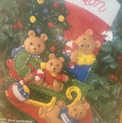 Kit de meia de Natal Bucilla A Teddy Bear 33253 personalizado trenó de árvore 15 polegadas - Imagem 1 de 4