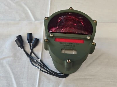 Interlog Military Truck Trailer TailLight Stop Brake Light 11614157 12V Green - Image 1 of 4