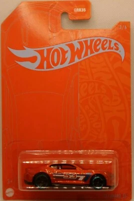 Hot Wheels '18 Camaro SS 53 Aniversario naranja 3/6 2021 GRR18-D510 - Imagen 1 de 4