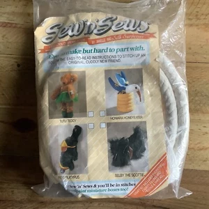 SEW 'N' SEWS VINTAGE STITCH KIT - HONIARA HONEYEATER - COMPLETE UNOPENED - Picture 1 of 6