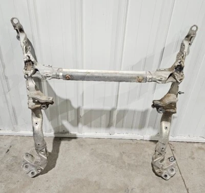 2013 2014 2015 2016 2017 AUDI A4 S4 A5 S5 TODO TERRENO MOTOR DELANTERO SUBCHASIS K-FRAME Foto 1 de 4