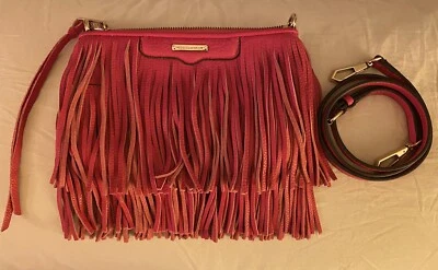 Bolso de mano Rebecca Minkoff con flecos de cuero rosa sin asas bandolera usado en excelente estado $225 Foto 1 de 4