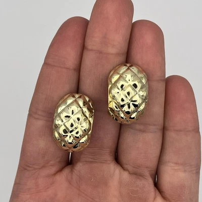 14k Yellow Gold Ladies 1" Polished and Diamond-cut Omega Back Earrings - Image 1 of 4