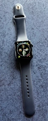 Apple Watch Series 6 - 44mm - Aluminium Blau mit Sportarmband in Deep Navy - Bild 1 von 4