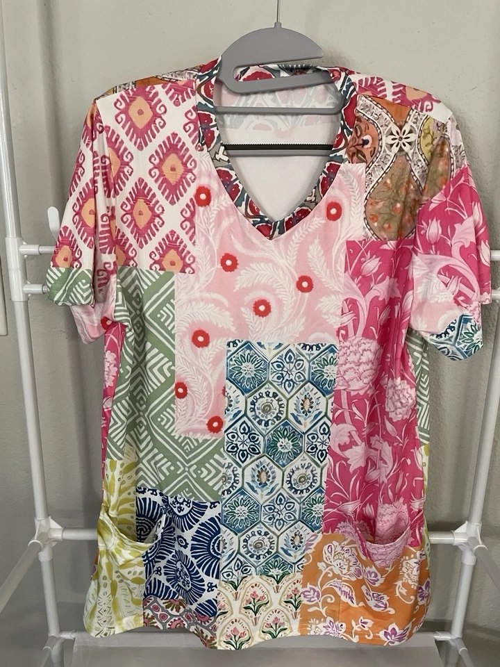 scrub top large - Image 1 of 1