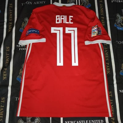 Rare Wales Home Football Shirt Jersey 20018 2019 Adidas Gareth Bale Size M - Image 1 of 4