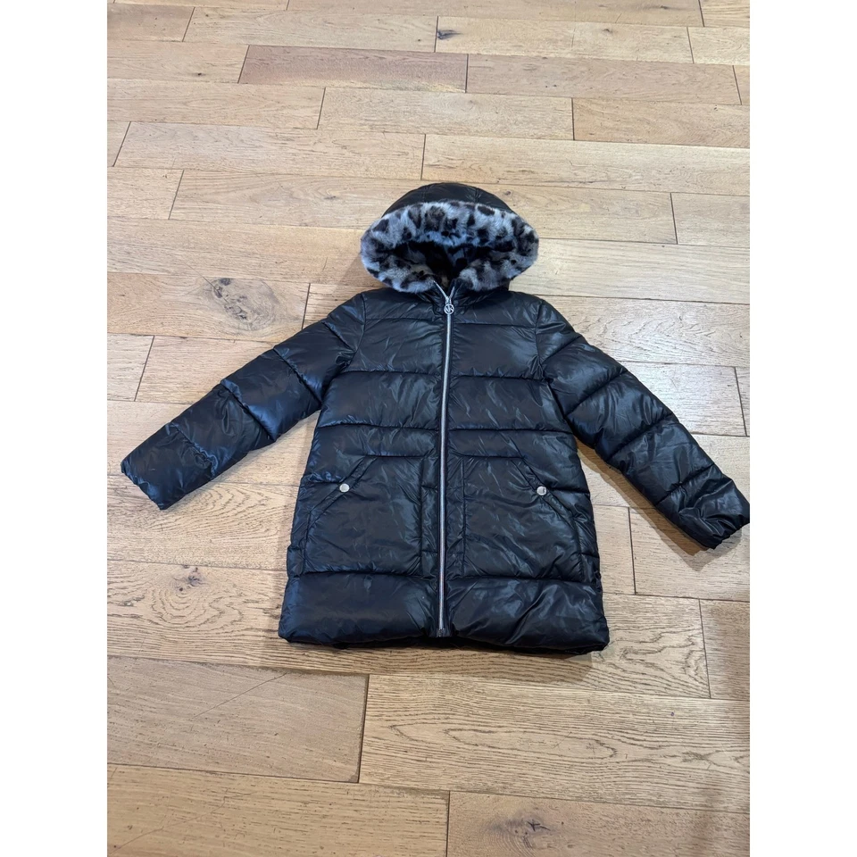 Chaqueta acolchada MICHAEL KORS con capucha ribete de leopardo negra talla M Foto 1 de 4