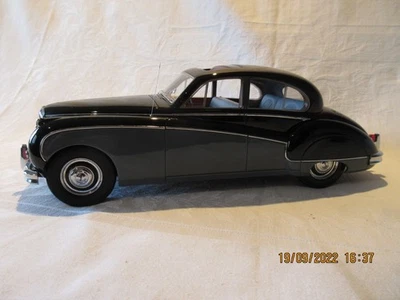 Jaguar MK 8  1:18  Metall NEU - Bild 1 von 4