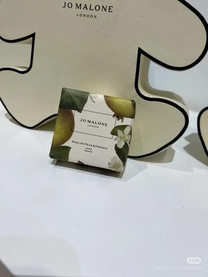 Jo Malone English Pear & Freesia Savon барное мыло - размер 3,5 унц. / 100 г - Изображение 1 из 2