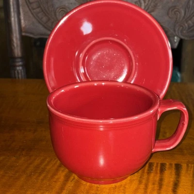 Homer Laughlin Fiesta Scarlet Retired 18 Ounce Jumbo Cup Soup & Jumbo Saucer - Image 1 of 4