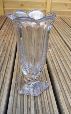 Antique 1930s Art Deco Clear Bohemian Glass Vase Diamond Pattern Bud Tulip Retro - Image 1 of 4