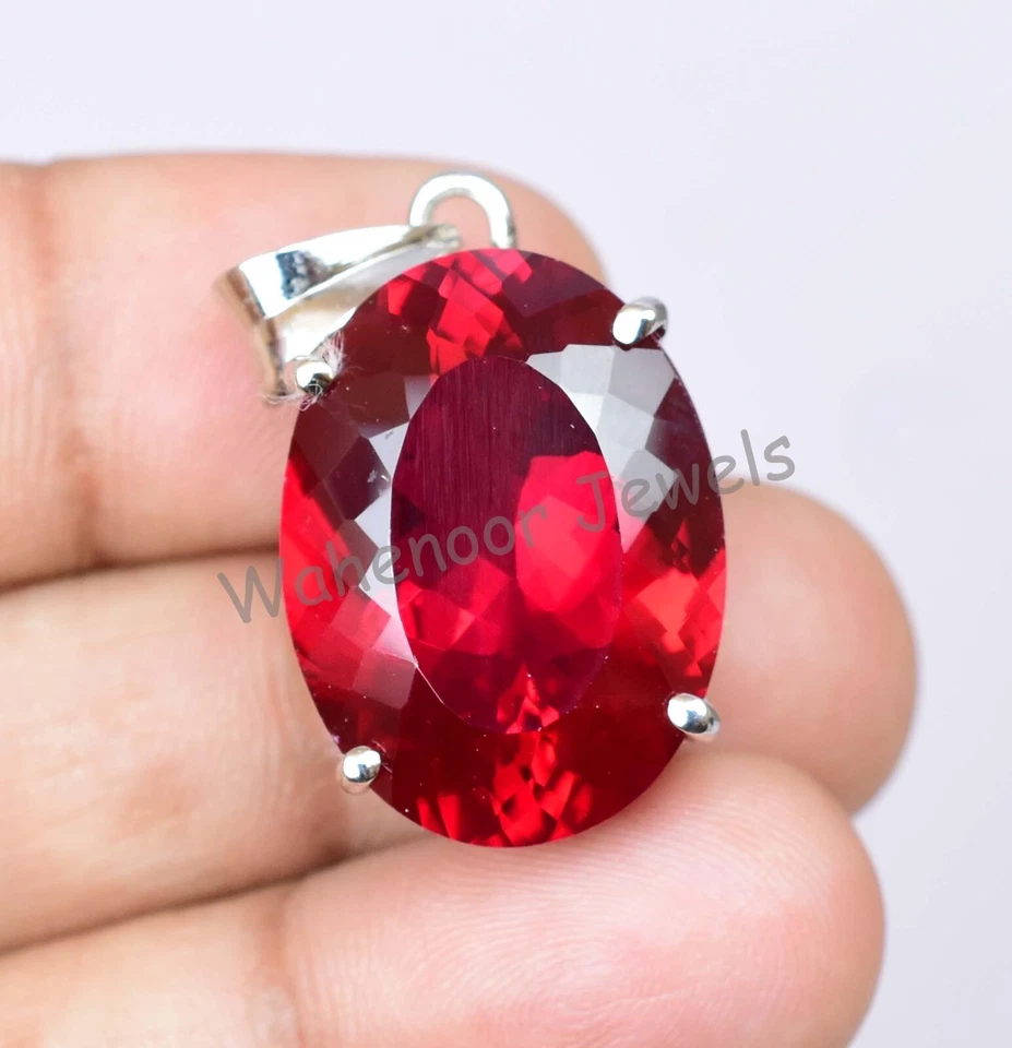 30 KT Lab-Grown Sangue Rosso Rubino Ovale 925 Argento Pendente Certificato - Immagine 1 di 4