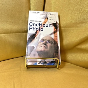 One Hour Photo (Robin Williams) VHS - Picture 1 of 5