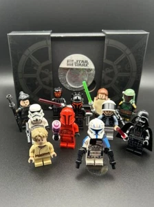LEGO Star Wars: 11 Minifigs plus Collector Battle of Yavin Coin (5008818) - Picture 1 of 13