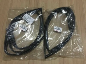 Genuine 02-08 For Toyota Corolla S E120 ZZE121 Altis Front Door Glass Run Chanel - Picture 1 of 3