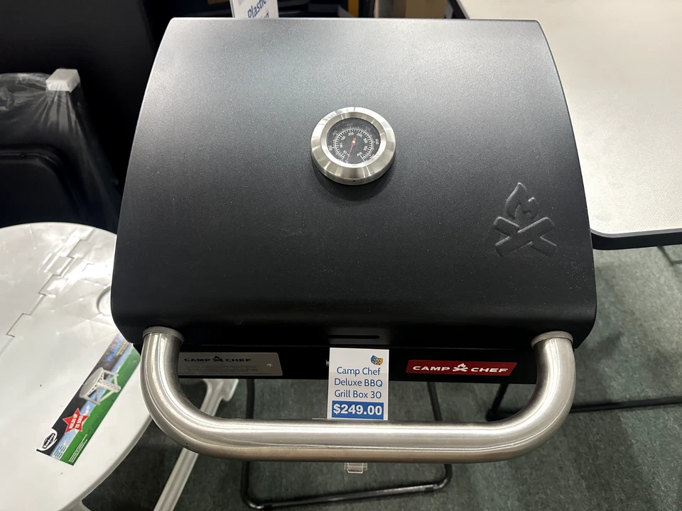 Deluxe BBQ Grill Box - Image 1 of 1