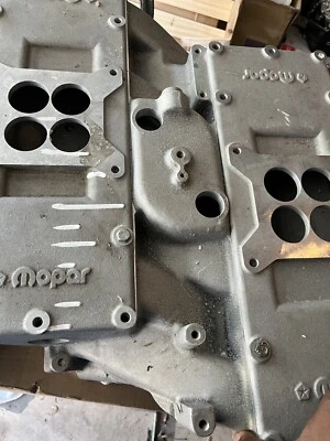 MOPAR 426 HEMI SUPER STOCK ALUMINUM CROSS RAM DUAL CARB INTAKE MANIFOLD P4532267 - Image 1 of 3