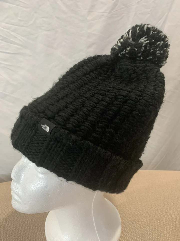 North Face Cozy Chunky Cable Beanie Black Women’s OSFM With Pom Pom - Image 1 of 3