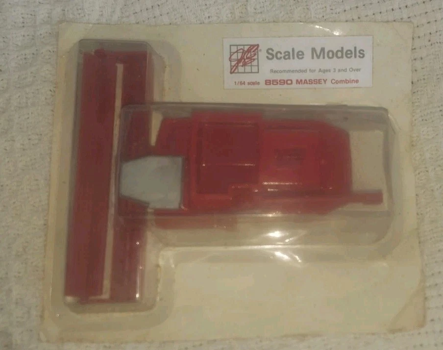 Scale Models, Massey 8590 Rotary Combine, 1:64 Scale, Diecast Metal, U.S.A. - Image 1 of 4