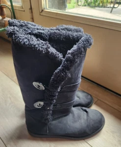 Women's Black Textile Upper Faux Fur Lined Winter Boots Size 7.5 M - Picture 1 of 5
