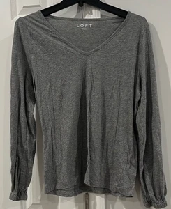 LOFT Women’s V-Neck Top Gray Long Sleeves Large - Picture 1 of 6