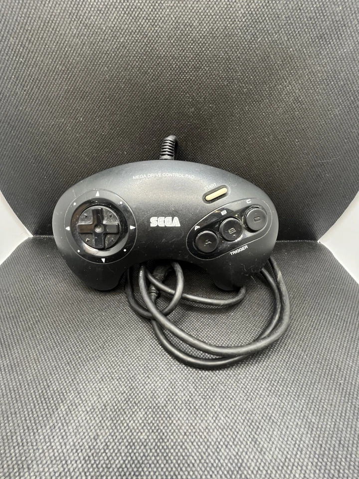 Joypad Controller per Console Sega MegaDrive Modello NO.1650 - Immagine 1 di 3