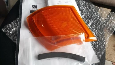 Saturn Vue 2002 2007 luz marcadora delantera derecha 22700025 Foto 1 de 3