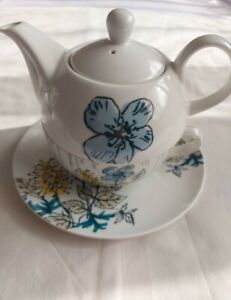 Creative Tops Tea For One .. 3 Pieces.. Wildflower Teapot, Cup & Saucer.. NEW..