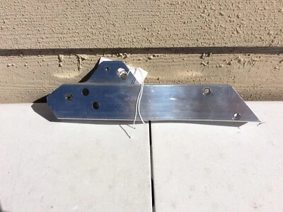 Оригинальный верхний удлинитель для Mercedes-Benz E300/E400/E43/GLC300 LH 2017-2018 годов выпуска 2536210400 - Изображение 1 из 4