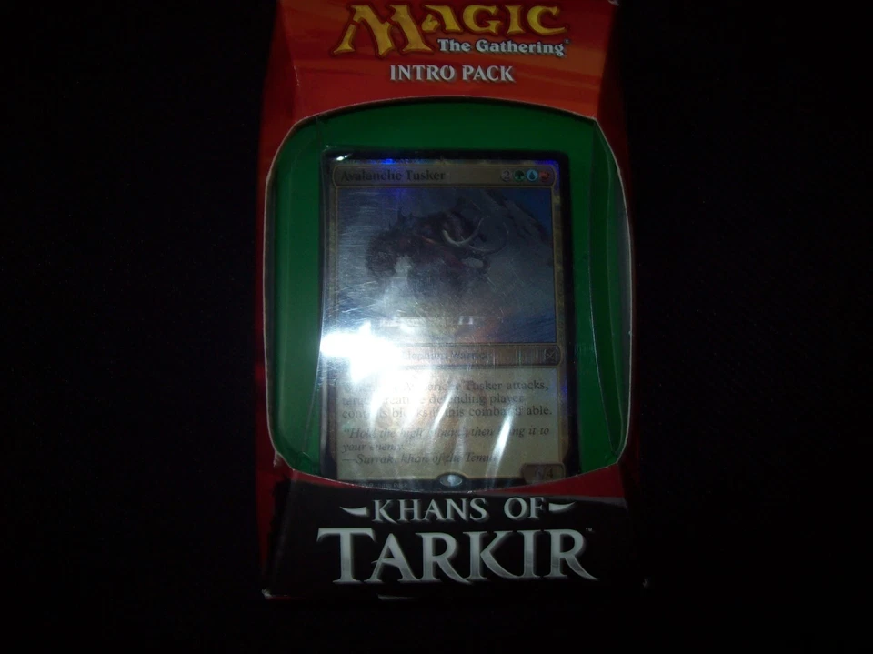 MAGIC THE GATHERING KHANS OF TARKIR TEMUR AVALANCHE INTRO PACK FREE SHIPPING - Image 1 of 2