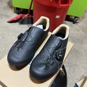 Shimano shoes Rc Women Sh Rc300ww Cycling Shoes Black 40 US 7.8 - Picture 1 of 6