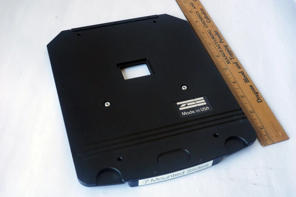 ZBE Sentinel Starlite 55 Darkroom 放大器负片托架 适用于 35 个安装幻灯片 — 第 1/4 张图片