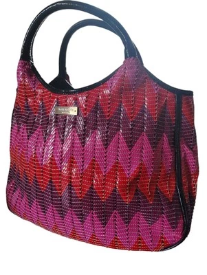 Kate Spade BEVERLY BREEZE МУЛЬТИ РОЗОВЫЙ СПЛЕТЕННЫЙ Treesh фиолетовый патент   - Изображение 1 из 4