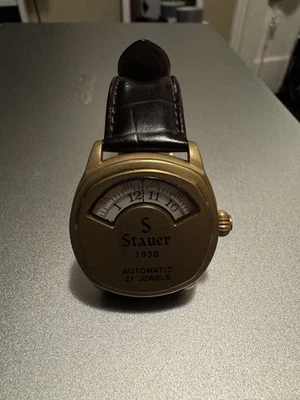 Автоматические часы Stauer 1930 Dashtronic ЗОЛОТОЙ цветной ремешок цвета аллигатора - Изображение 1 из 2