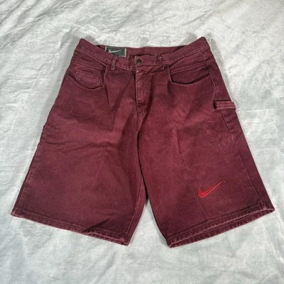 "Pantalones cortos de mezclilla vintage Nike Swoosh Carpenter para hombre 36 11"" calce holgado rojo oscuro"  Foto 1 de 4