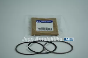 Piston Rings - Jeep Grand Cherokee WK 3.0L 2011 - 2018 68147231AE New OEM Mopar - Picture 1 of 3