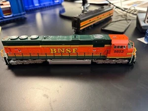 Kato 176-6304 N Scale BNSF SD-70 MAC Diesel Locomotive #9853 - Picture 1 of 12