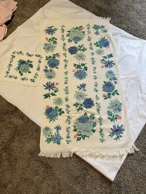 Juego de toallas de baño de colección blanco flecos flores azules rosa 24 X 42 paño Foto 1 de 4