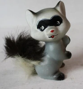 Raccoon Figurine Enesco Furry Tail Gray Black Ceramic Hand Painted Made Japan -- - Picture 1 of 1